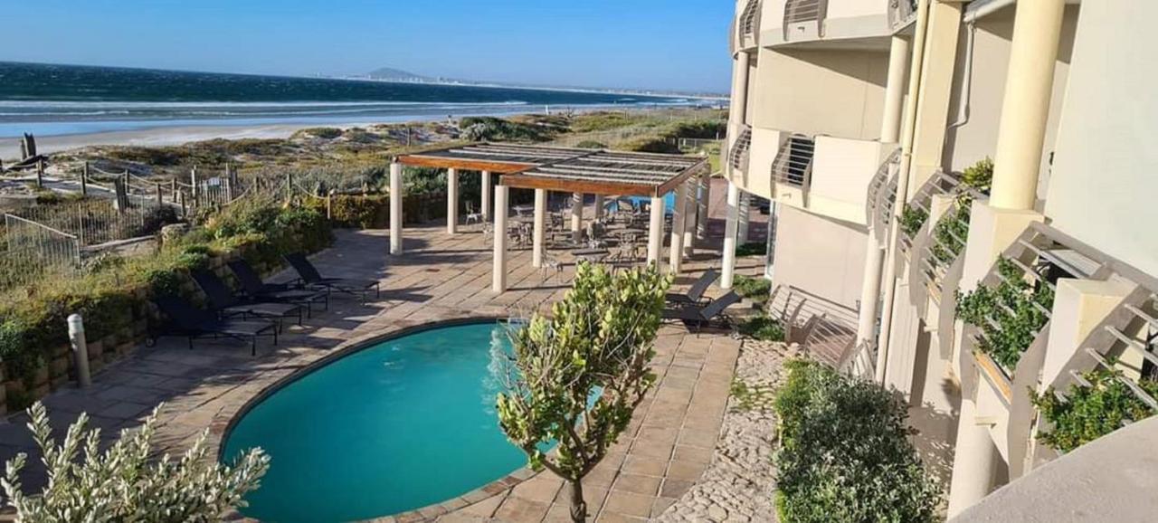 Cape Town Beachfront Apartments At Leisure Bay Exterior foto