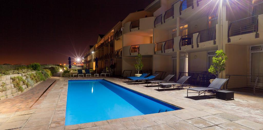 Cape Town Beachfront Apartments At Leisure Bay Exterior foto